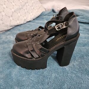 Elegant Black Platform Heels